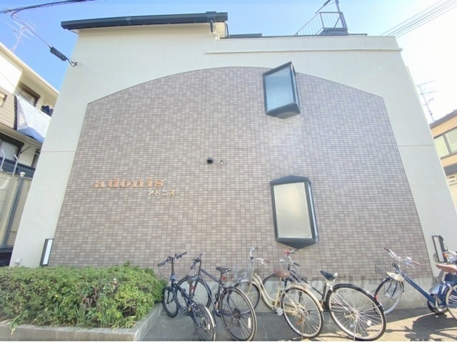 京都市左京区下鴨西高木町のマンションの建物外観