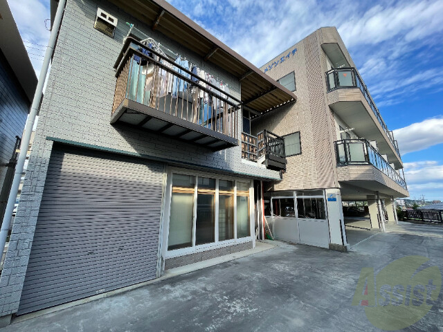 仙台市泉区七北田のマンションの建物外観