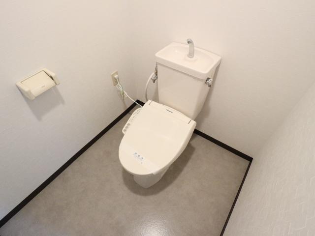 【奈良市藤ノ木台のマンションのトイレ】