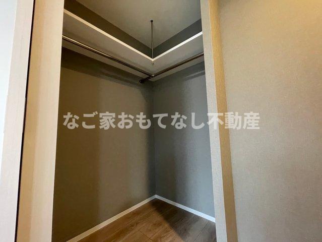 【清須市西枇杷島町南二ツ杁のマンションの収納】