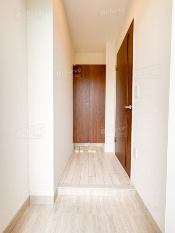 玄関　シューズボックス付きの玄関です♪