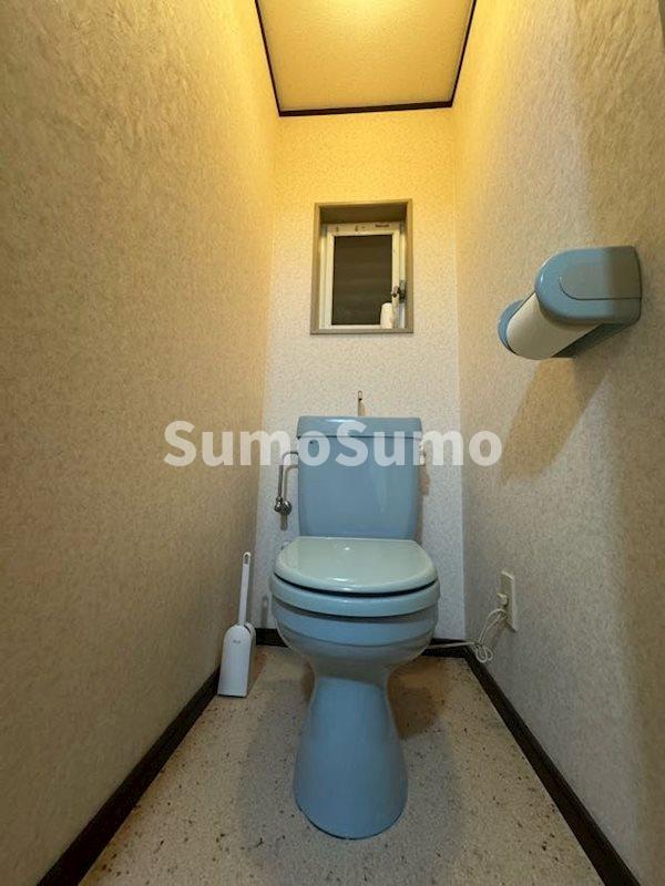 トイレ　落ち着いたトイレです