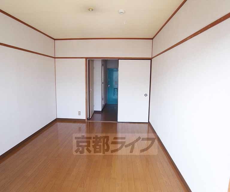 居室・リビング　明るい室内です