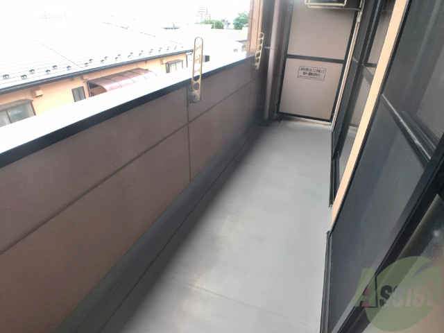 バルコニー　お天気のいい日はバルコニーで洗濯物も干せますよ。