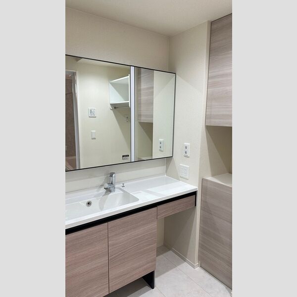 洗面設備　洗面室