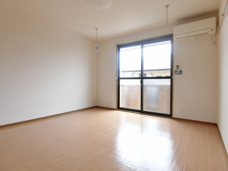 居室・リビング　図面と現状に相違がある場合には現状を優先