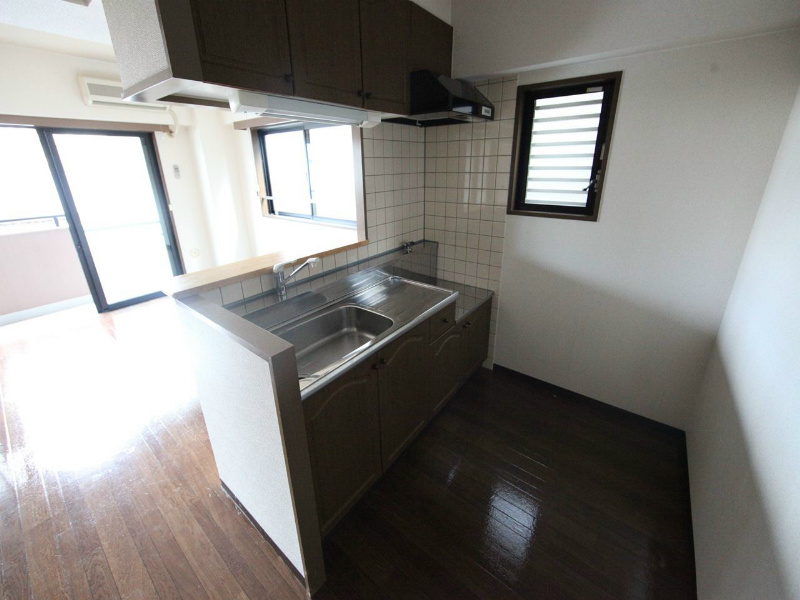 キッチン　カウンターキッチン（ガス2口コンロ設置できます）