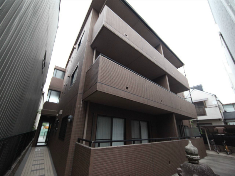 建物外観　外観　オートロック付　外壁タイル張り　屋根付き駐輪場