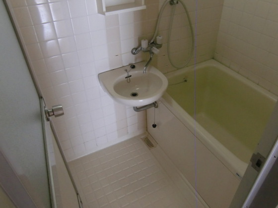 バス・シャワールーム　※別室の写真です
