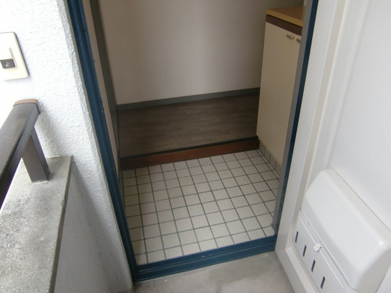 玄関　※別室の写真です