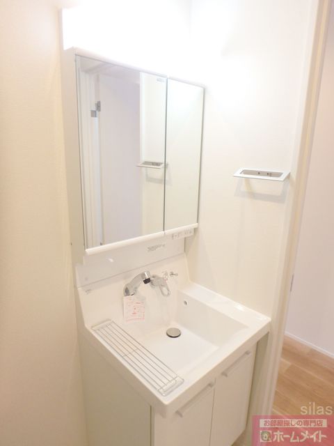 洗面設備　同仕様