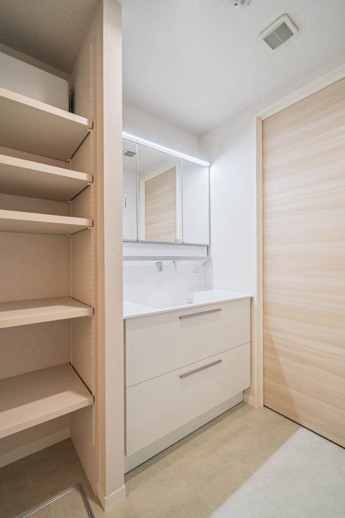 洗面設備　洗面化粧台