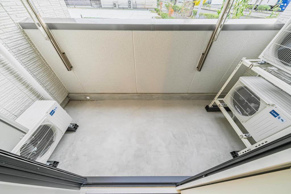 バルコニー　バルコニー