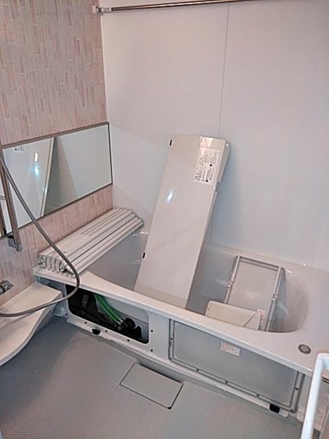 バス・シャワールーム　バス