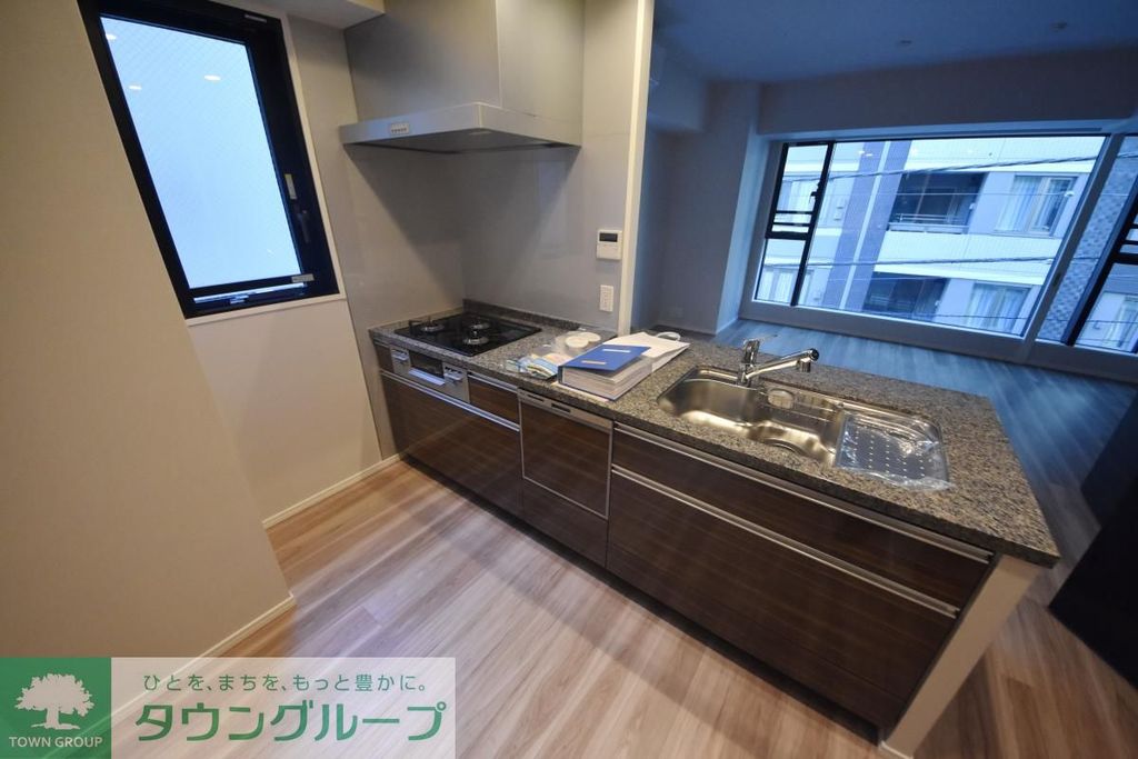 キッチン　バルコニー