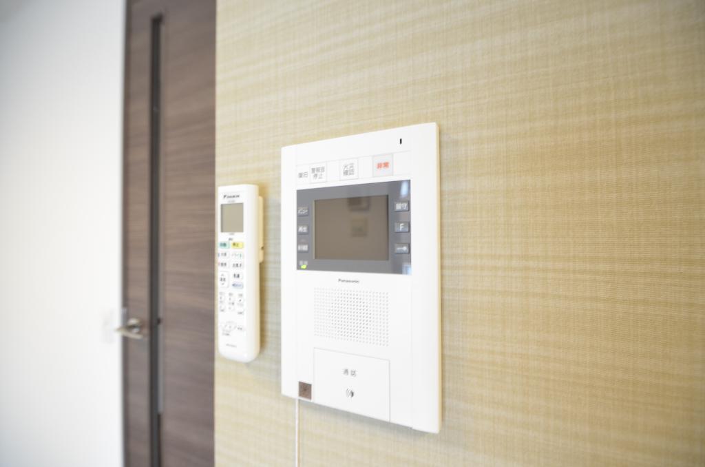 セキュリティ　カメラ付インターホン