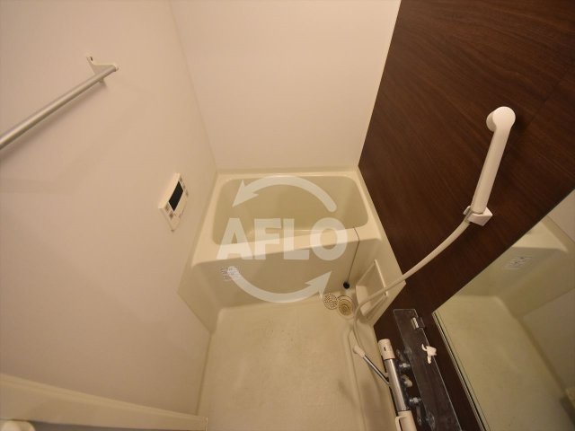 バス・シャワールーム　BPRレジデンス本町東　浴室