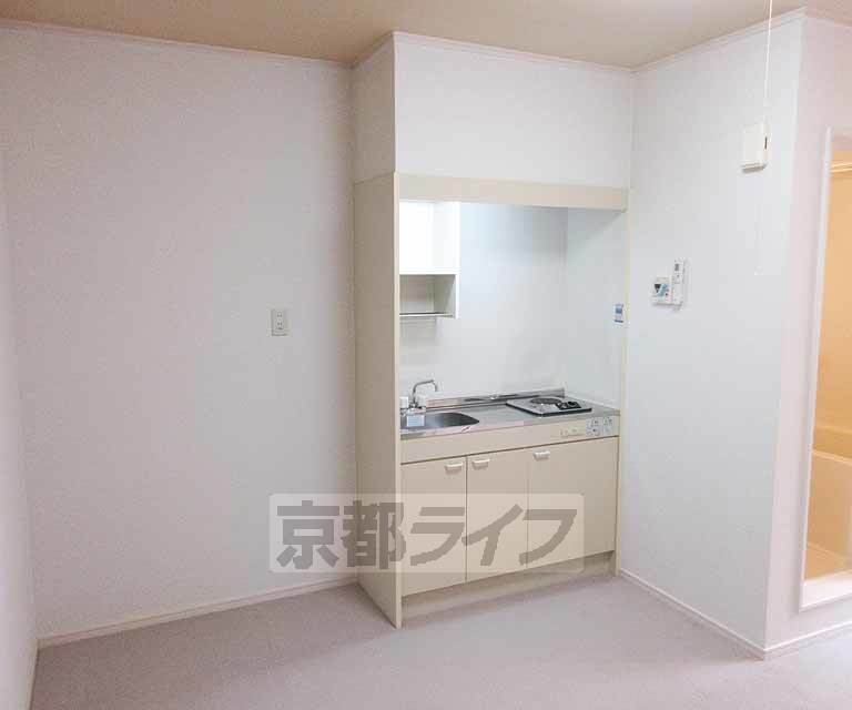 居室・リビング　シンプルなお部屋です！