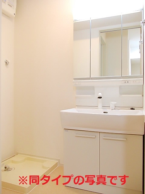 エム・エイチキューブド._その他_0