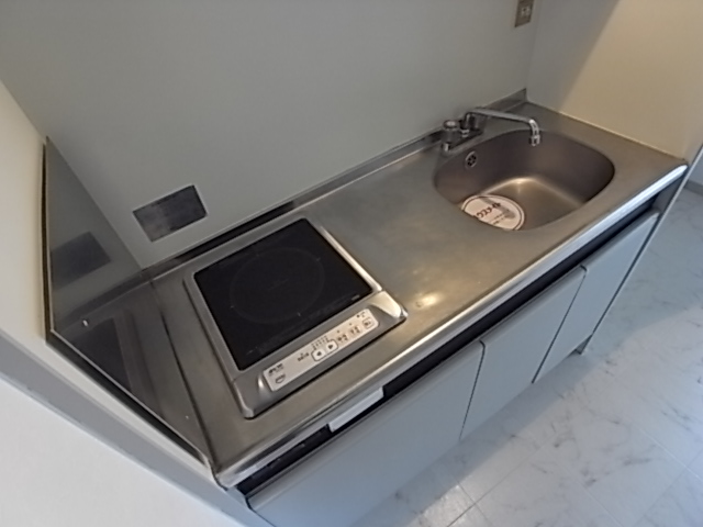 キッチン　洋室