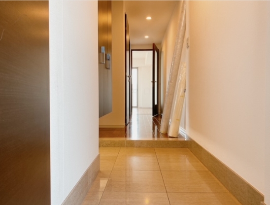 玄関　☆広々とした玄関☆