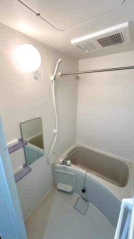 バス・シャワールーム　きれいなお風呂です