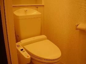 阪急箕面線 牧落駅 徒歩5分 2階建 築20年のトイレ写真