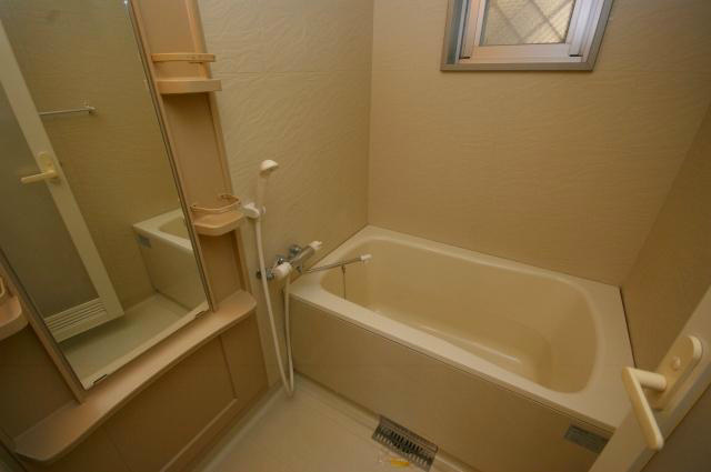 バス・シャワールーム　※写真と異なる場合は現状優先。