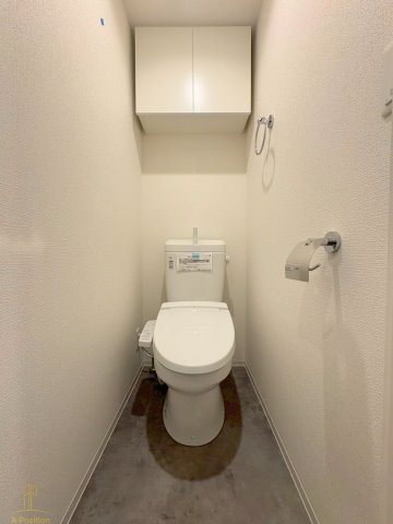 トイレ　セレニテ東梅田アリエ