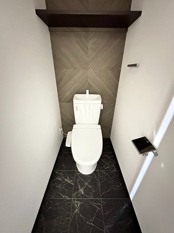 トイレ　同型モデル