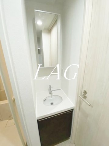 洗面設備　独立洗面台です。