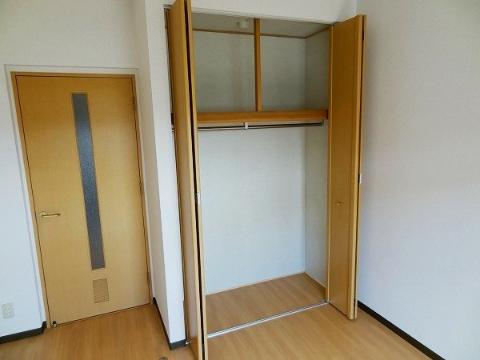 収納　クローゼット