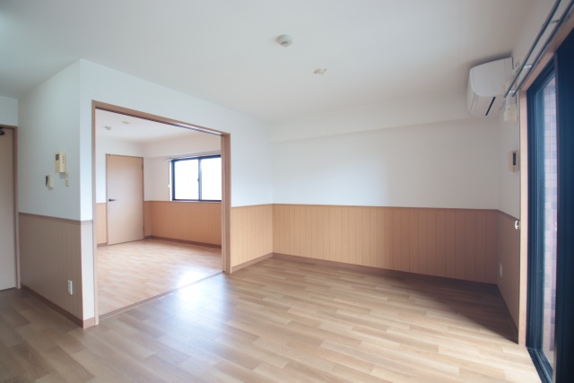 居室・リビング　※別室の参考写真の為、現況優先です。