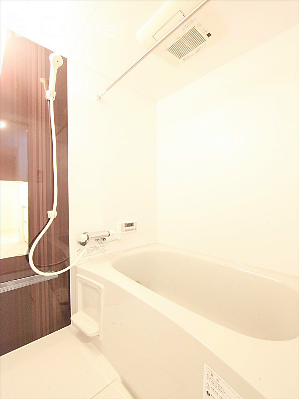 バス・シャワールーム　バスルーム