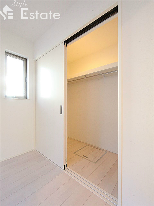 収納　クローゼット