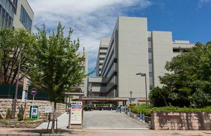 病院　神戸大学医学部附属病院（病院）まで370m