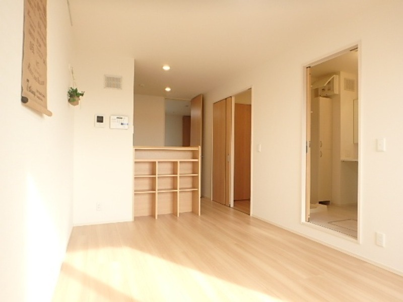 居室・リビング　図面と現状に相違がある場合には現状を優先