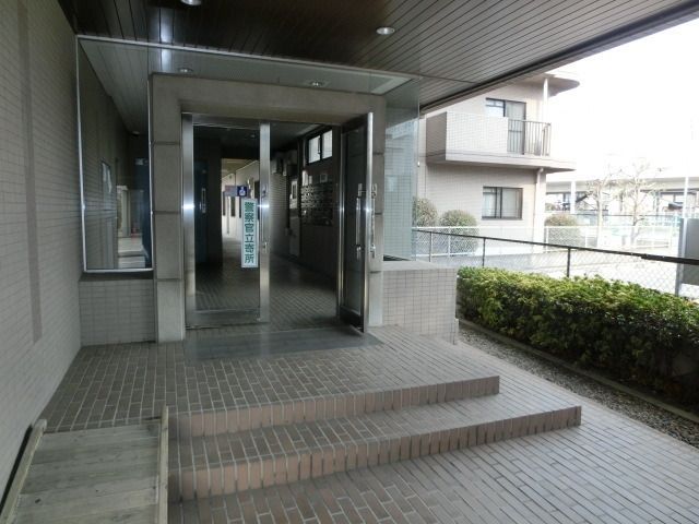 エントランス　エントランス