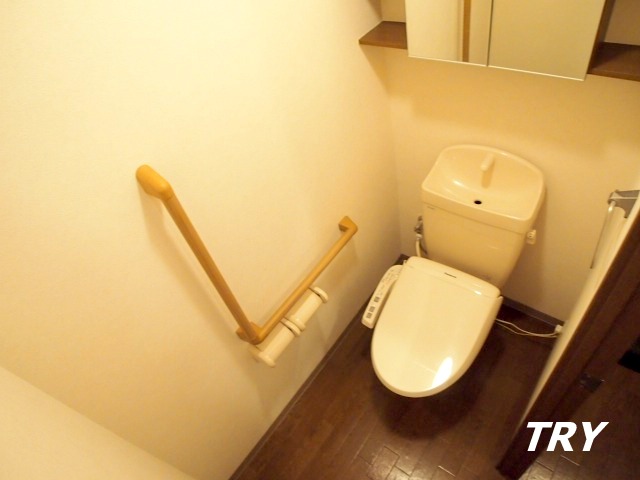 トイレ　ウォシュレット付！