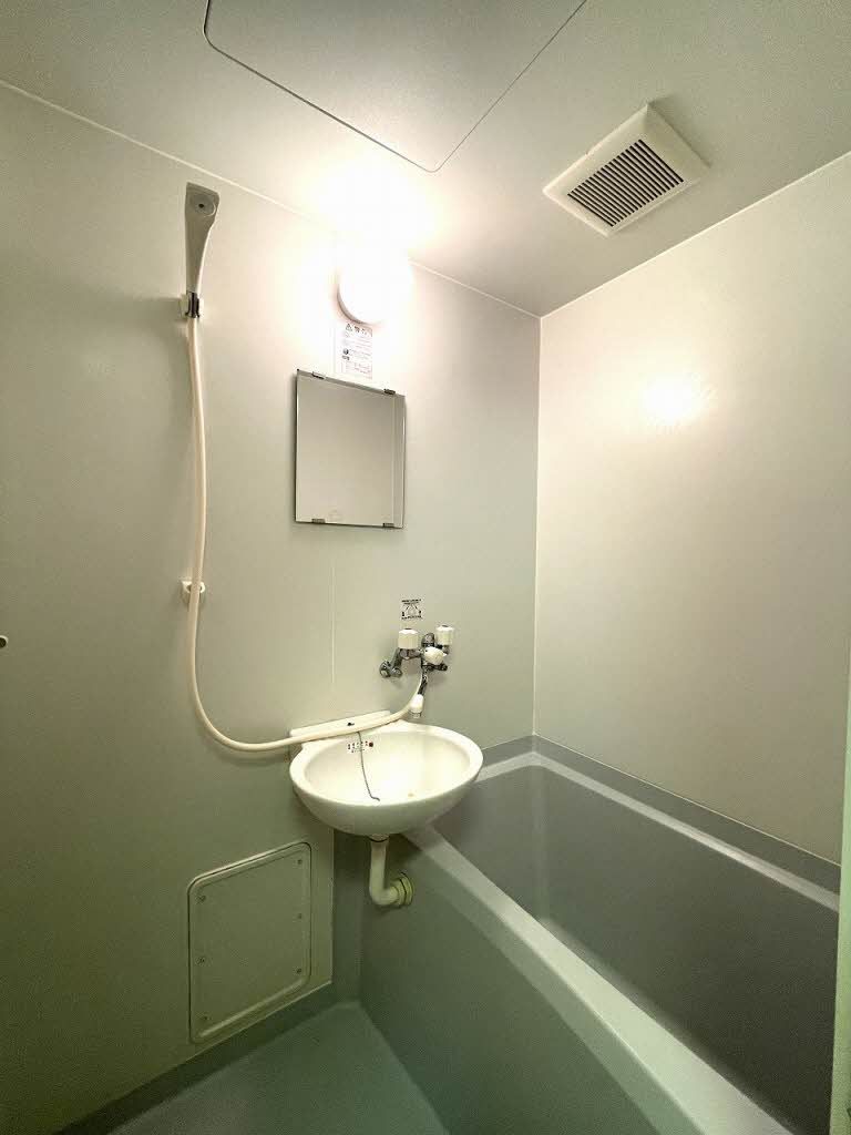 バス・シャワールーム　浴室