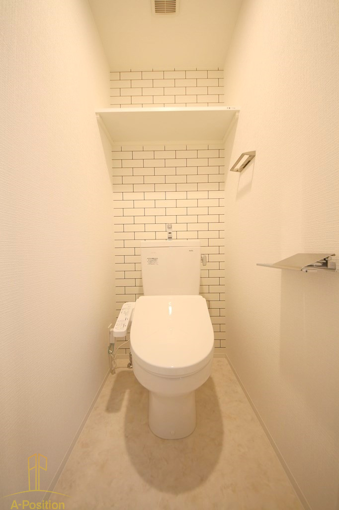 トイレ　エスリード大阪STATION