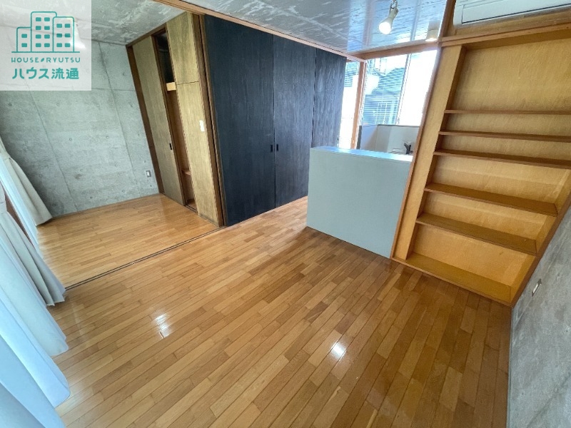 居室・リビング　写真は同タイプ別号室