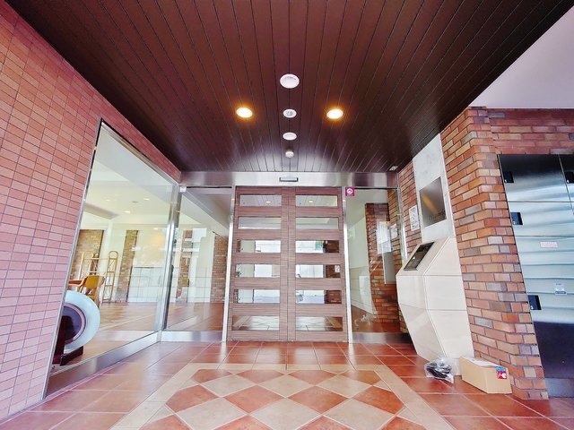 エントランス　オートロック・宅配ＢｏＸ付