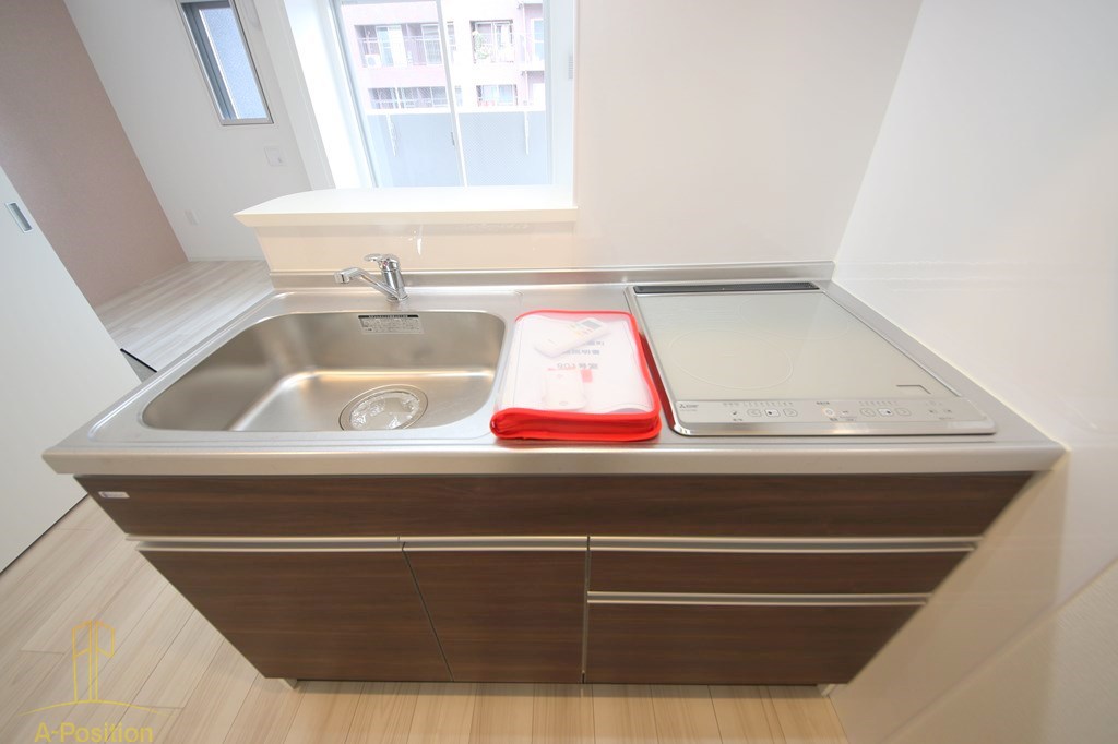 キッチン　ラシーヌ瓦屋町