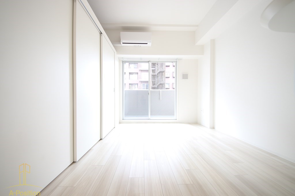 居室・リビング　ラシーヌ瓦屋町