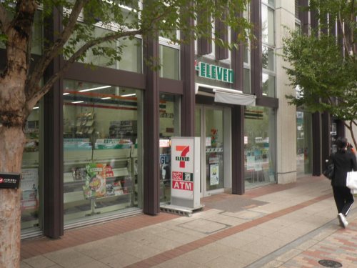 コンビニ　セブンイレブン 月島駅前店（コンビニ）まで1972m
