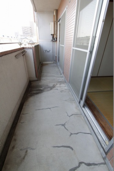 バルコニー　※別号室の写真です。