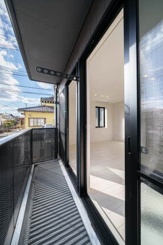 バルコニー　バルコニー