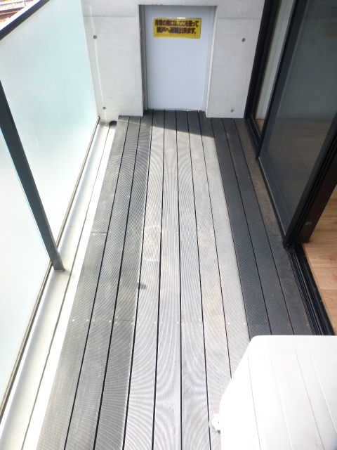 バルコニー　バルコニー