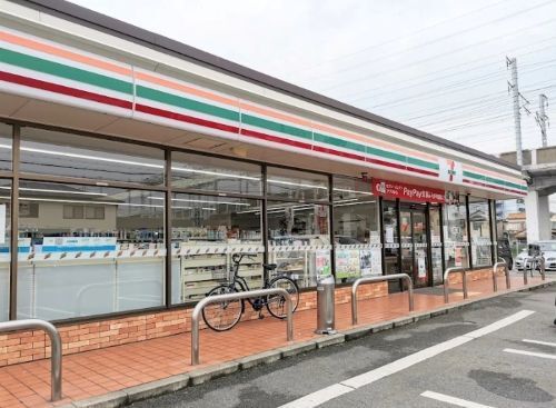コンビニ　セブンイレブン尾上町店（コンビニ）まで500m